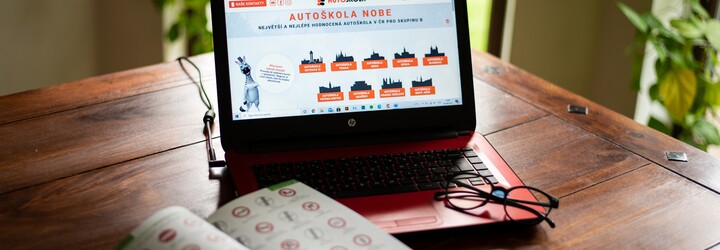 Vyzkoušej si nové otázky do autoškoly. Používat se začnou od února, v testech přibudou videa