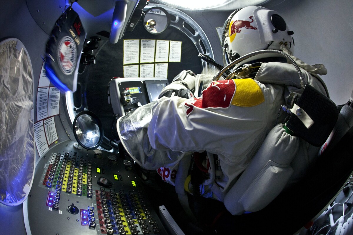 red bull stratos dokument