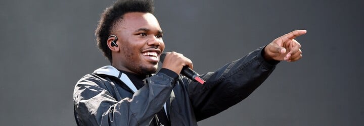 Bratranec Kendricka Lamara vydal debutové album. The Melodic Blue může přerůst releasy Kanyeho Westa i Drakea