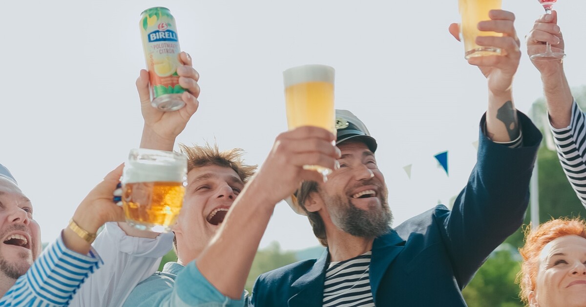 Se sober shamingem se setkalo 36 % Čechů. Když nechtějí pít alkohol, používají bizarní výmluvy