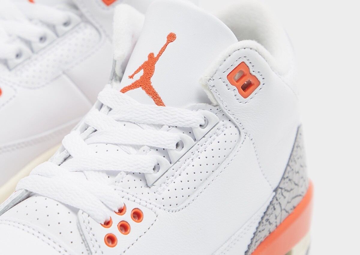 Air Jordan 3 Retro W „Georgia Peach“