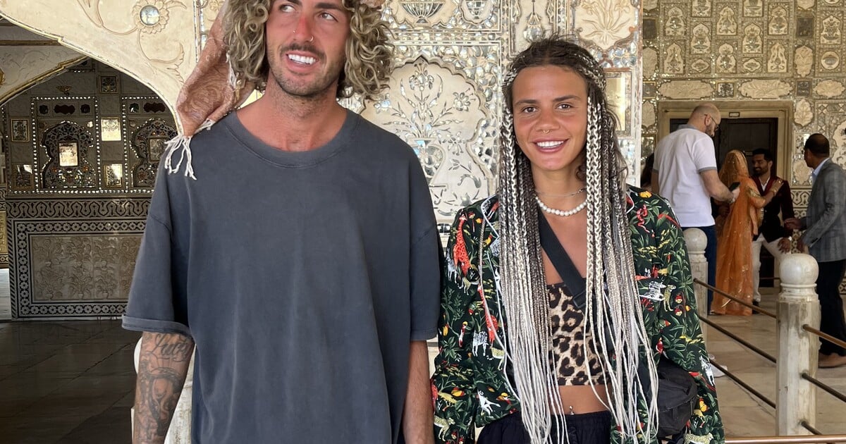 Jana a Michal upcyklují látky z Indie na bundy, které boří Česko. „V Chapito studiu tvoříme z látek, které slouží celé generace“