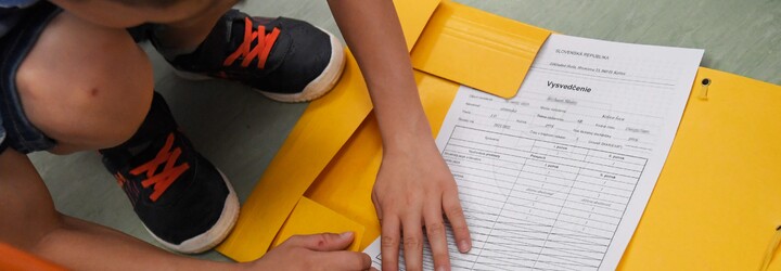 Opitý učiteľ z dediny pri Leviciach vyučoval s 3,10 promile. V podguráženom stave odučil tri hodiny