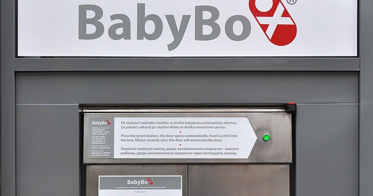Neštěstí kolem babyboxů. V Itálii našli mrtvé dítě, v Česku si to rodiče záhy rozmysleli