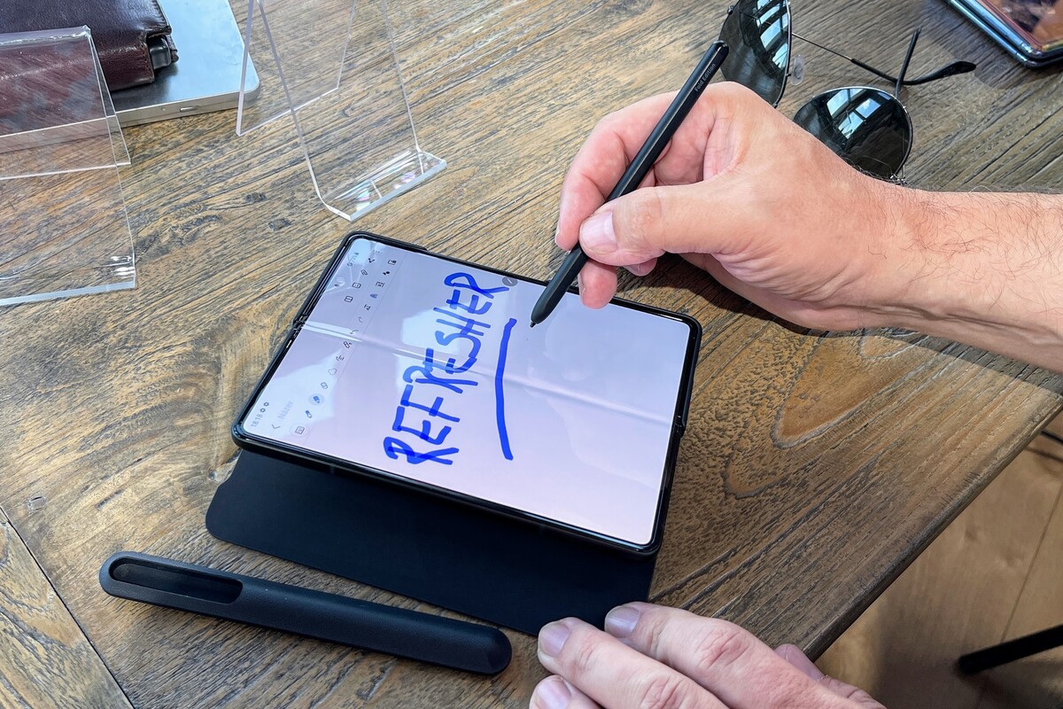 Galaxy Z Fold3 pridáva podporu S Pen