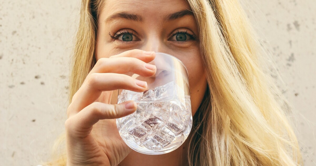 Tento nápoj je nejlepší pro dlouhodobou hydrataci našeho těla, tvrdí věda. Překvapivě to není čistá voda