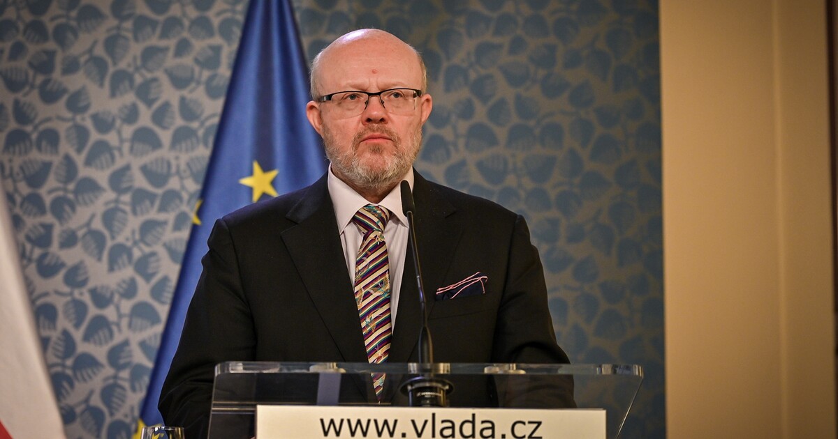 Poplatky za urgentní příjem jsou ve hře. Lidé zdravotní systém zneužívají, míní Válek