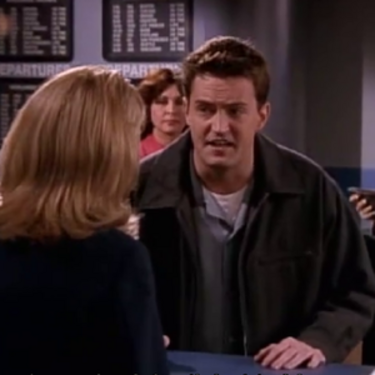 Do akej krajiny akože odletel Chandler, keď sa chcel zbaviť Janice?