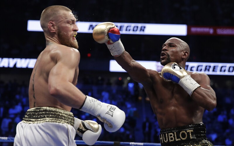 Floyd Mayweather se vrátí do boxerského ringu v unikátním zápase. Síly s velikány změří v digitální formě.