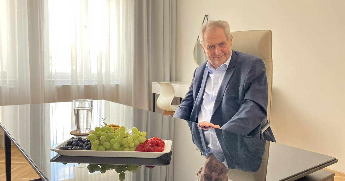 Z ložnice je kancelář. Miloš Zeman si pronajal byt k setkávání