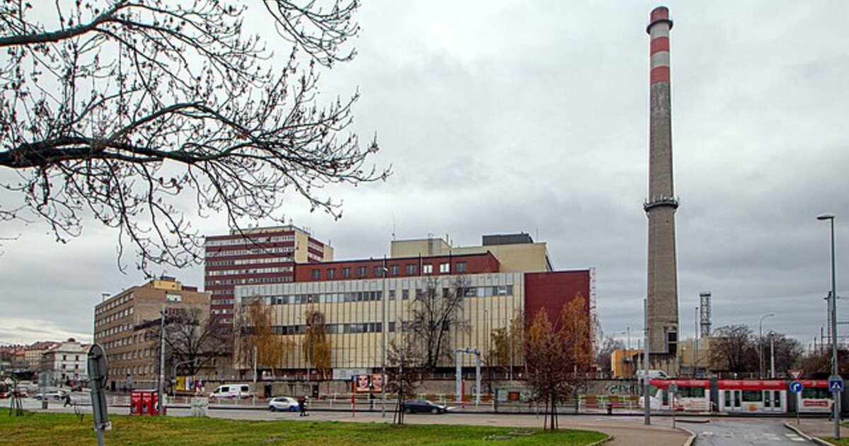 ČEPS vyhlásilo stav nouze v celé republice. Příčinou byl pád vodiče a výpadky na přenosové soustavě