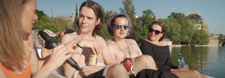 Zašel bys na nudapláž? Vyrazili jsme na šlapadla a zeptali jsme se vás (Anketa)