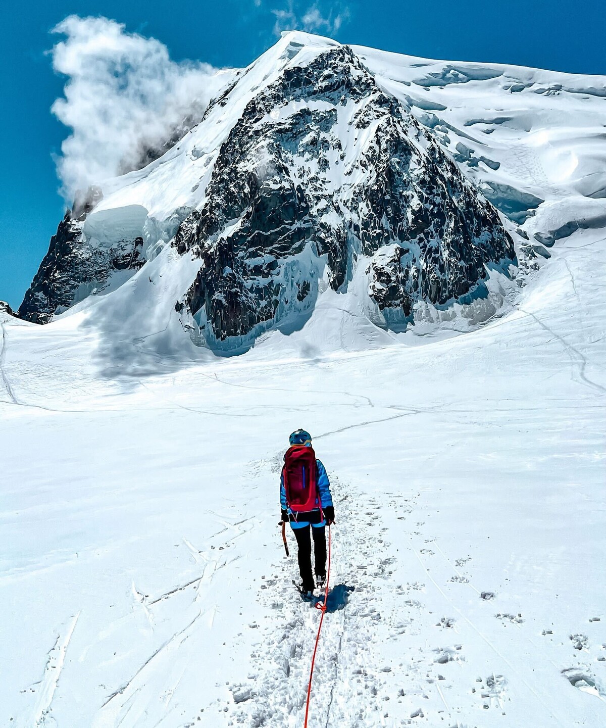 Zuzana sa venuje horolezectvu aj ľadolezectvu. V súčasnosti sa pripravuje na výstup na jeden z vrchov v Himalájach. 