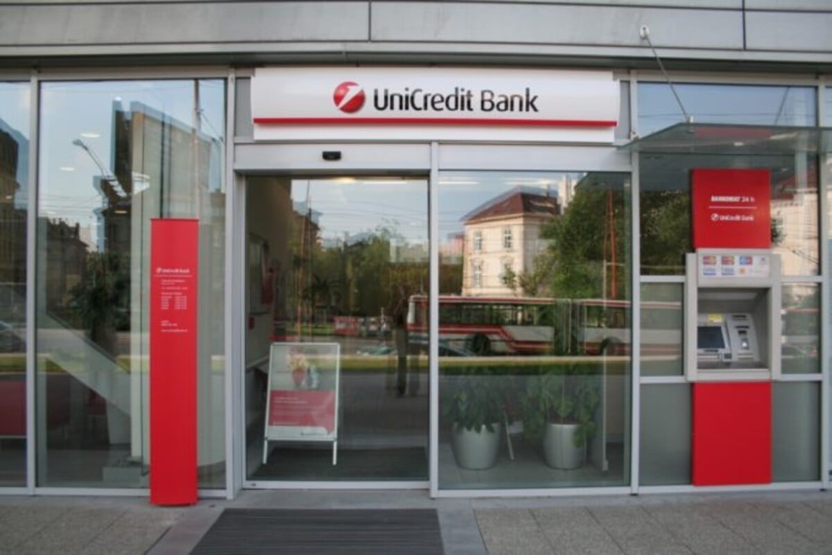 UniCredit