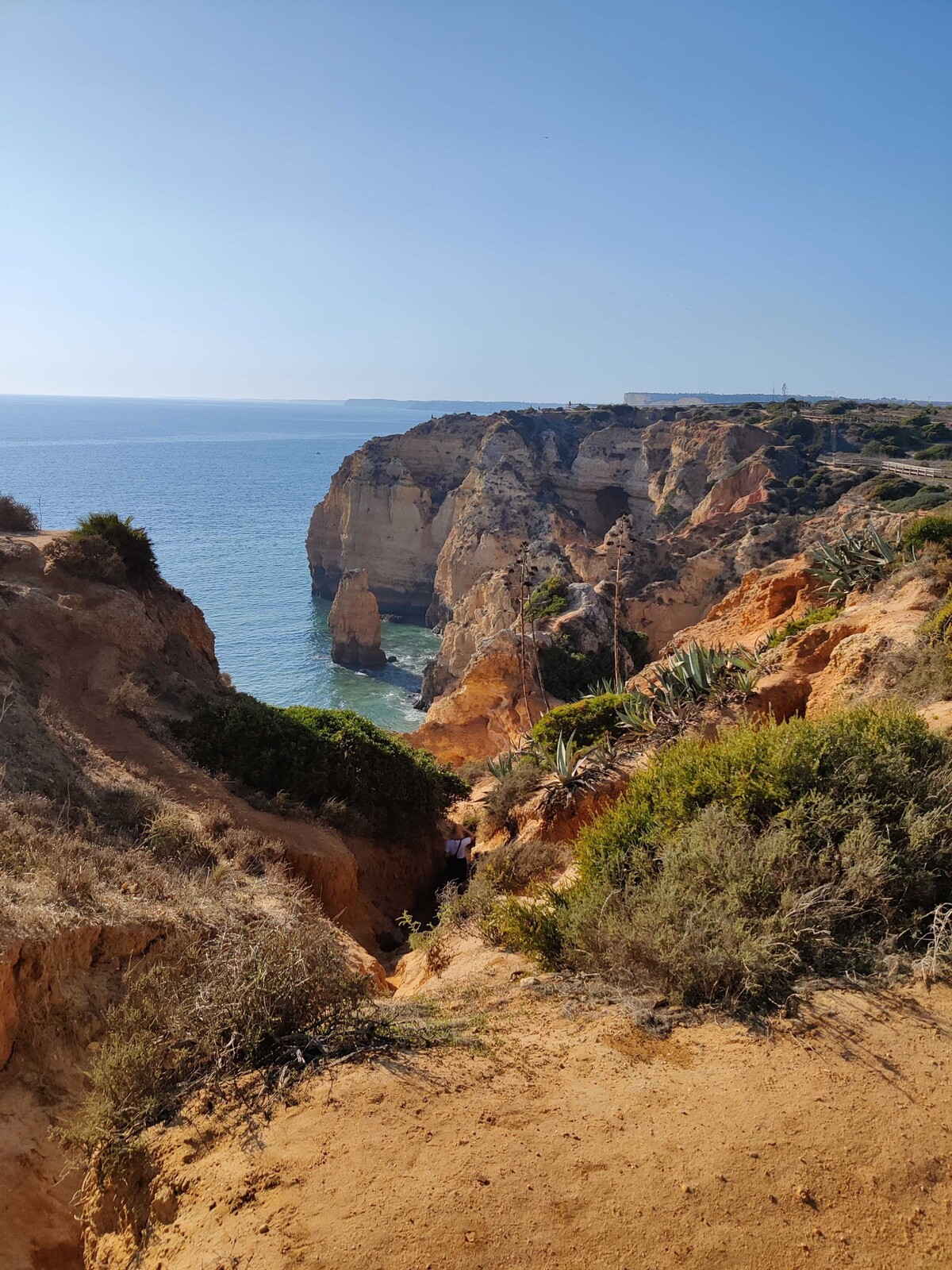 Útesy Ponta da Piedade neďaleko populárnej destinácie Lagos.