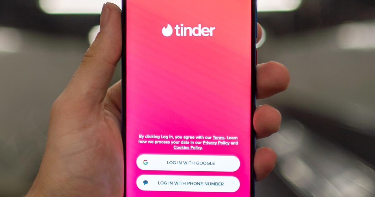 Tinder se stahuje z Ruska. Své rozhodnutí zdůvodňuje potřebou ochrany lidských práv