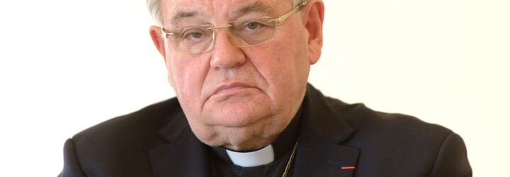 Dominik Duka za text o znásilňovaných Ukrajinkách čelí kritice od politiků, novinářů i veřejnosti