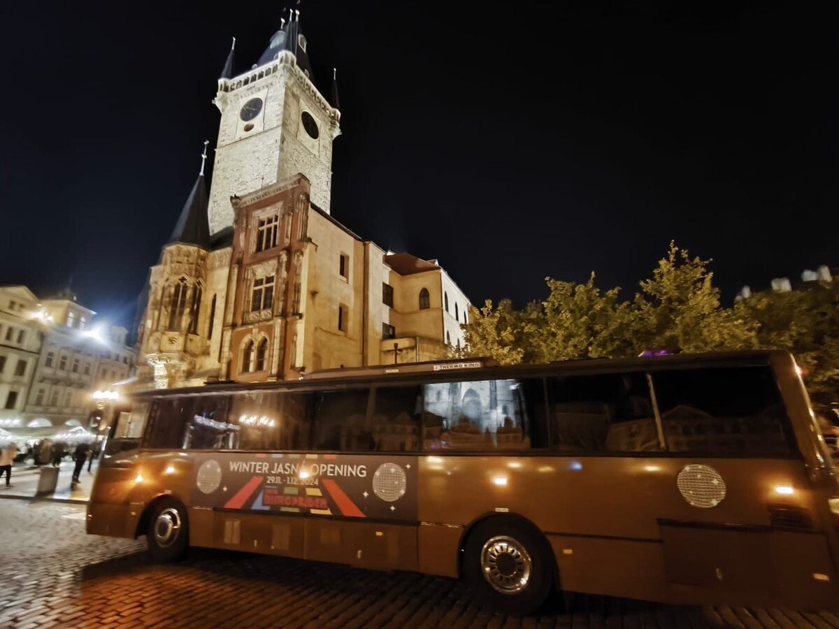 Šofér párty busu Andrej