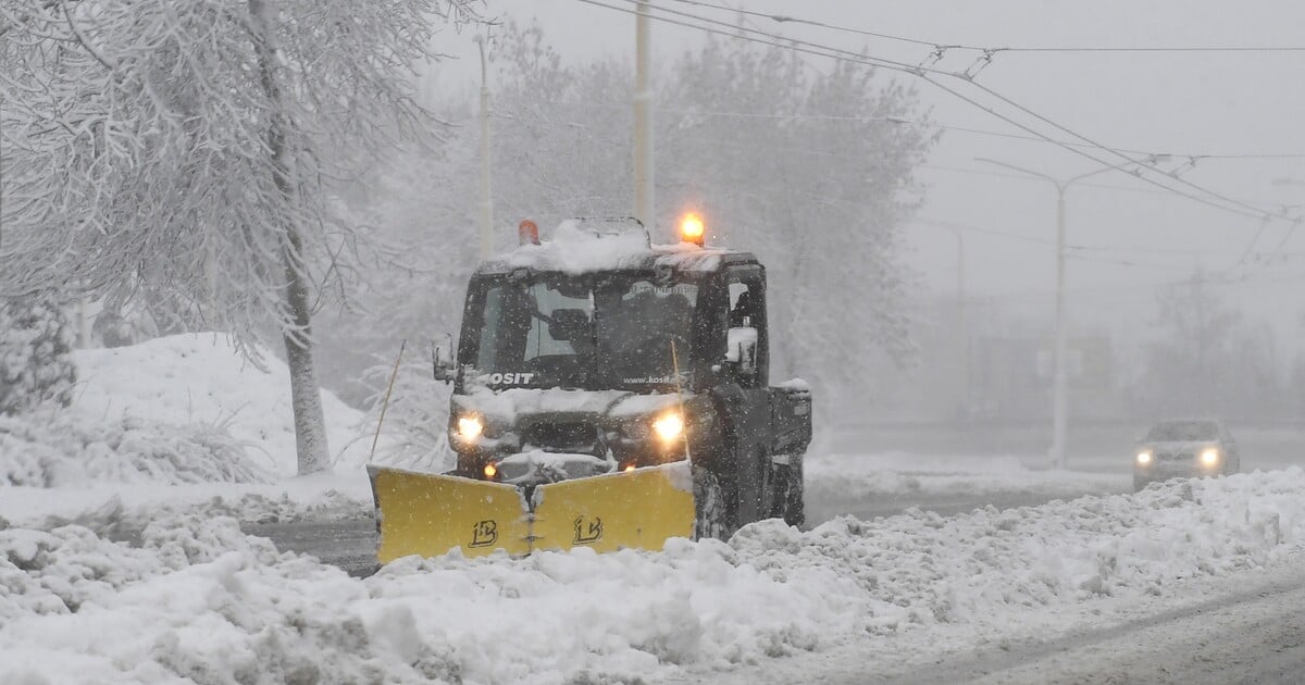 VÝSTRAHA: Silvestr v ohrožení? V Česku napadne místy až 15 centimetrů sněhu, udeří i silný vítr
