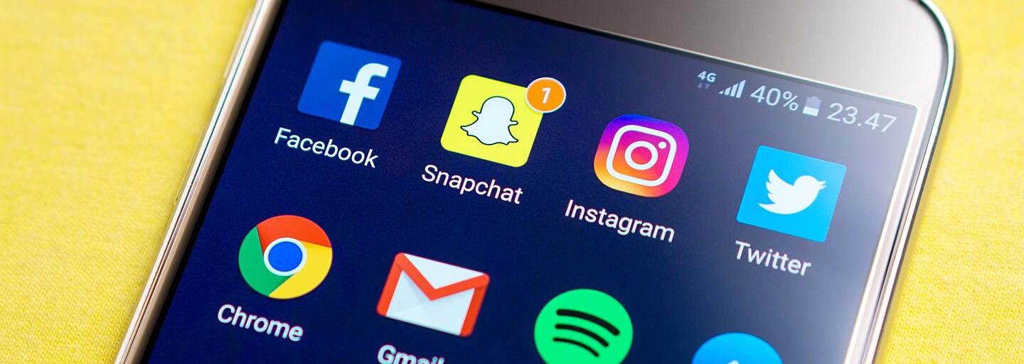 Facebook hodlá do svého video obsahu investovat až miliardu dolarů. Novými pořady chce konkurovat Netflixu či Amazonu