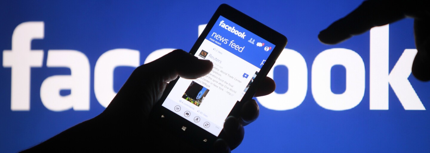 Facebook slaví 12 let! A oslavuje den přátelství o necelých 5 měsíců dříve