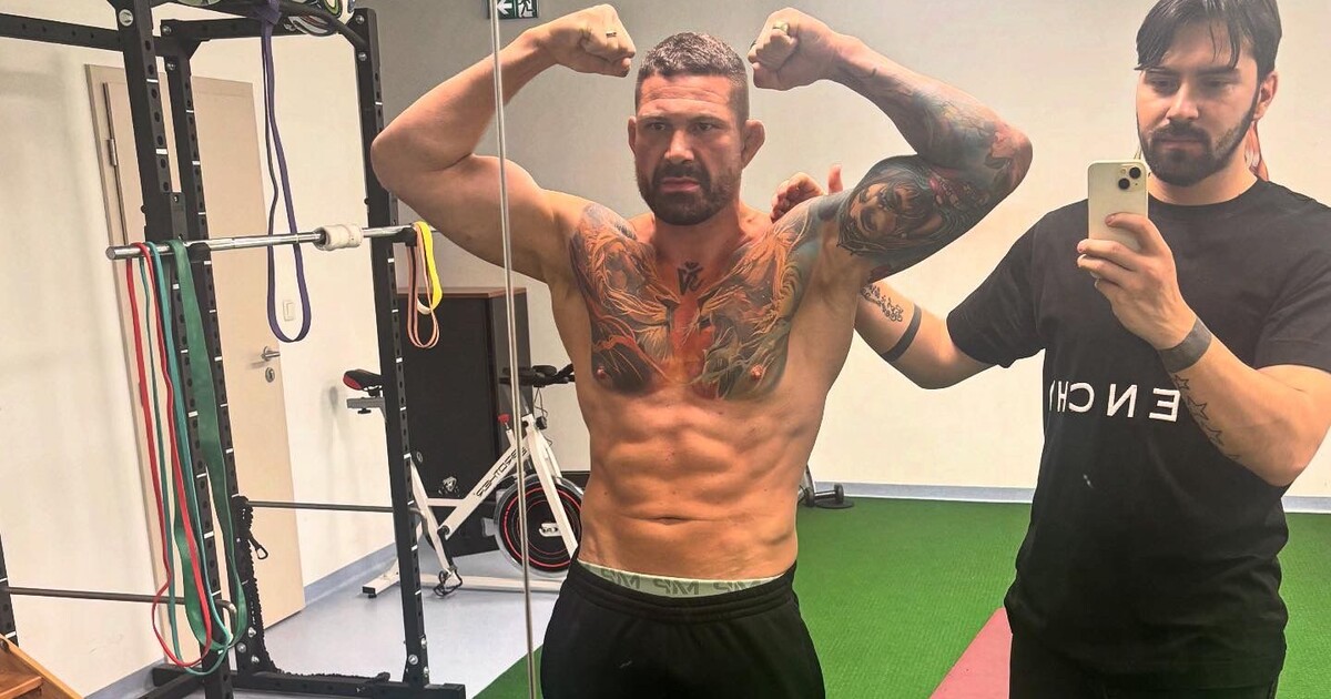 FOTO: Atilla Végh ukázal formu před životní bitvou. „Vypadá, jako by sežral býka,“ žasne Vémola