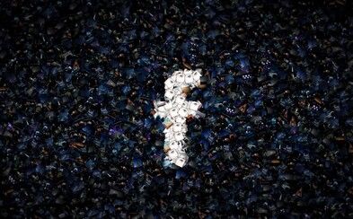 Falešným zprávám, lžím a dezinformacím na Facebooku zřejmě brzy odzvoní i díky obyčejným lidem Falešným zprávám, lžím a dezinformacím na Facebooku zřejmě brzy odzvoní i díky obyčejným lidem