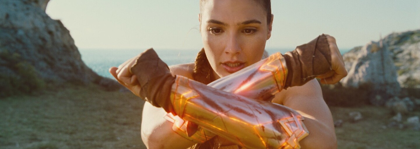 Famózna Wonder Woman pokorila ďalší rekord. V Amerike sa stala najziskovejším superhrdinským originom