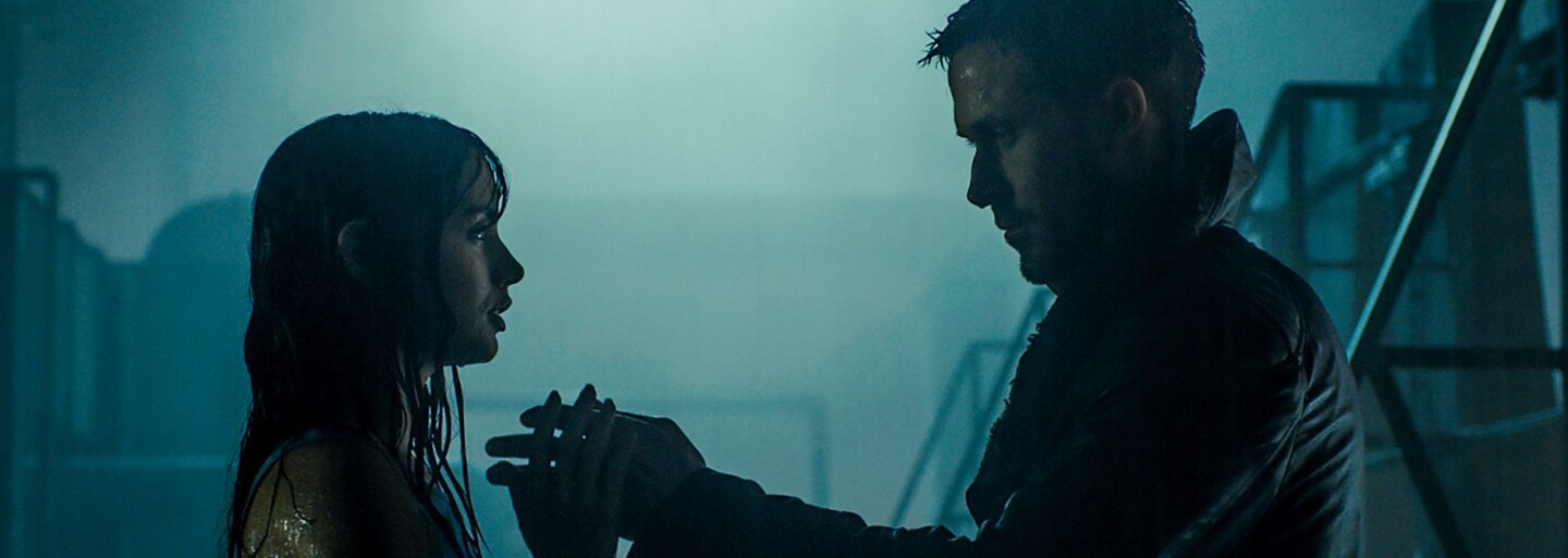 Famózny kameraman Roger Deakins sa po 13 nevyužitých nomináciách konečne dočkal Oscara. Prinieslo mu ho sci-fi Blade Runner 2049