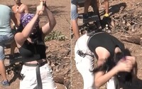FARMA 2022: Giuliana si rozbila hlavu pri rúbaní dreva, Zdeňka do krvi pohrýzol pes