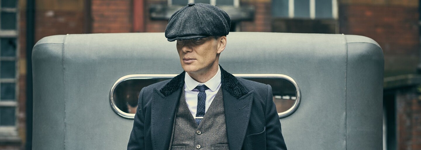 Fašizmus obklopuje Peaky Blinders a konflikty s gangom Billy Boys sú čoraz ostrejšie