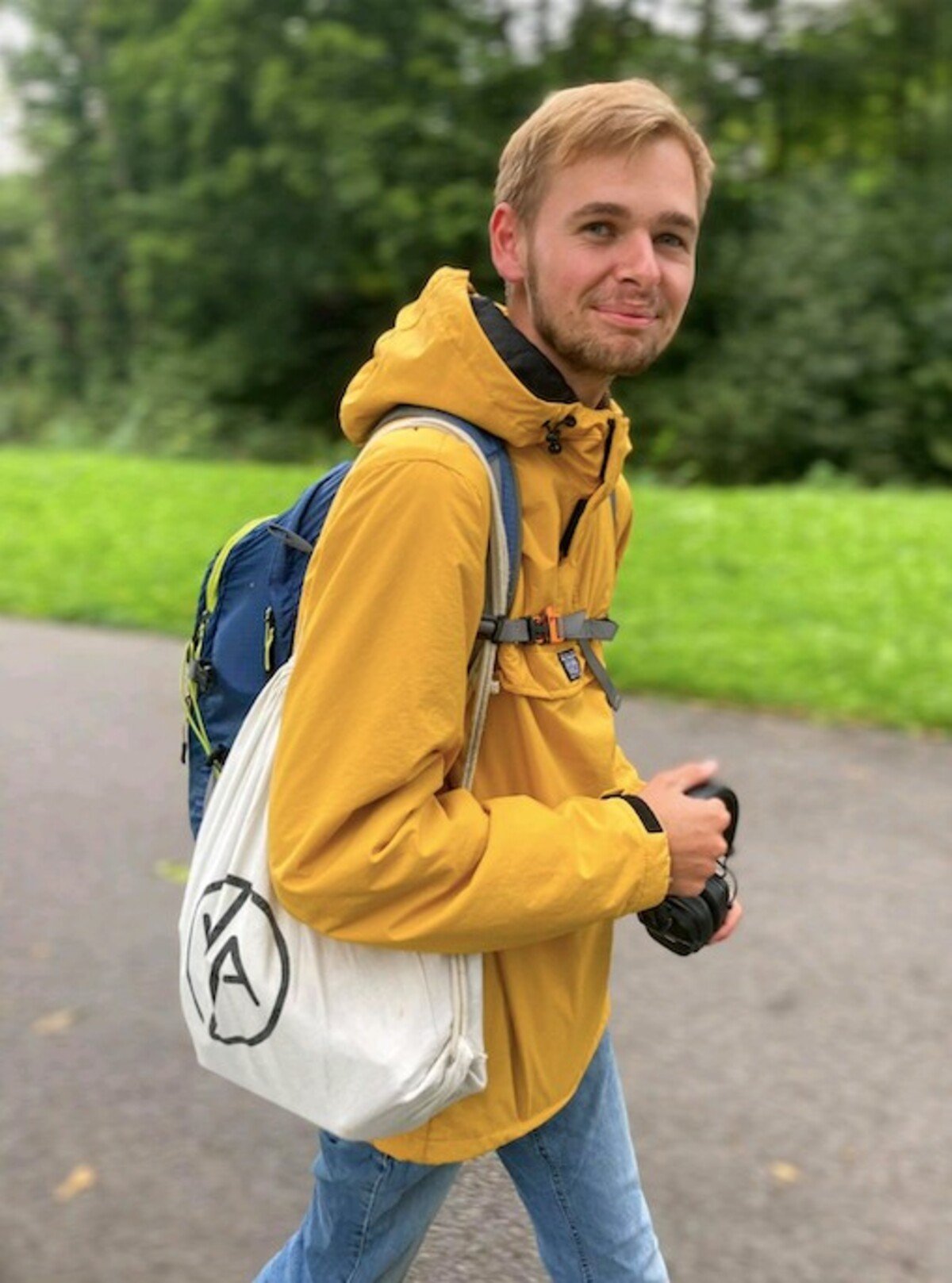 Samuel bol závislý od porna.