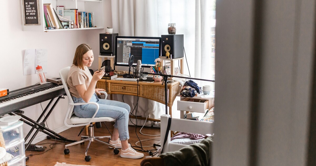 7 low-cost hacků, jak ušetřit místo v malém bytě. Tohle tě zachrání od stěhování