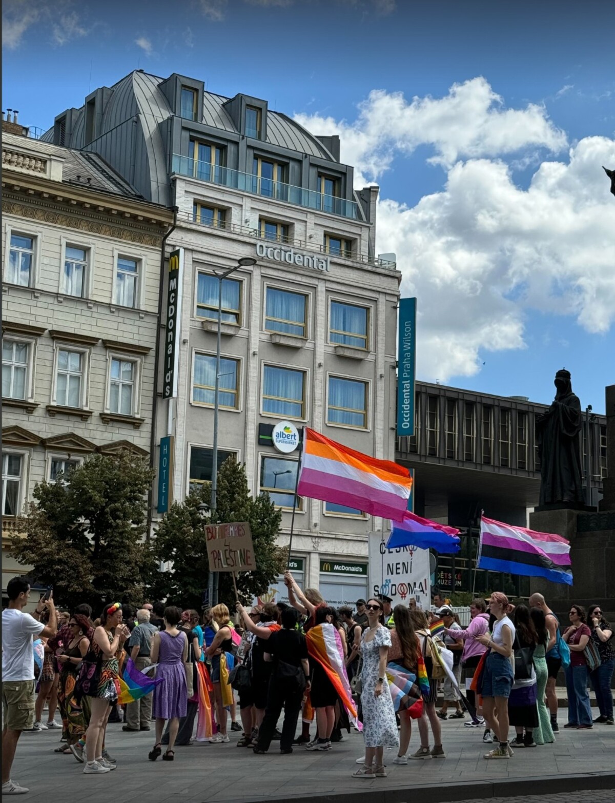 lgbt, prague pride 2024