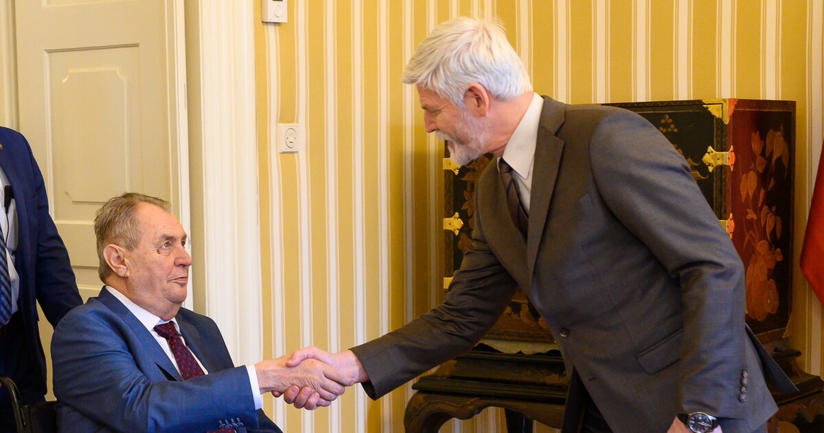 Zeman to sedmkrát odmítl, Pavel to „sfouknul“ po dvou měsících v úřadu