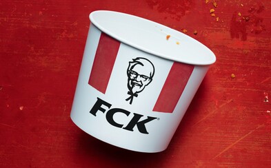 FCK, kuřecí restaurace bez kuřete, to není ideální, inzerovalo KFC v britských denících. Omlouvalo se za nedostatek masa v Anglii FCK, kuřecí restaurace bez kuřete, to není ideální, inzerovalo KFC v britských denících. Omlouvalo se za nedostatek masa v Anglii