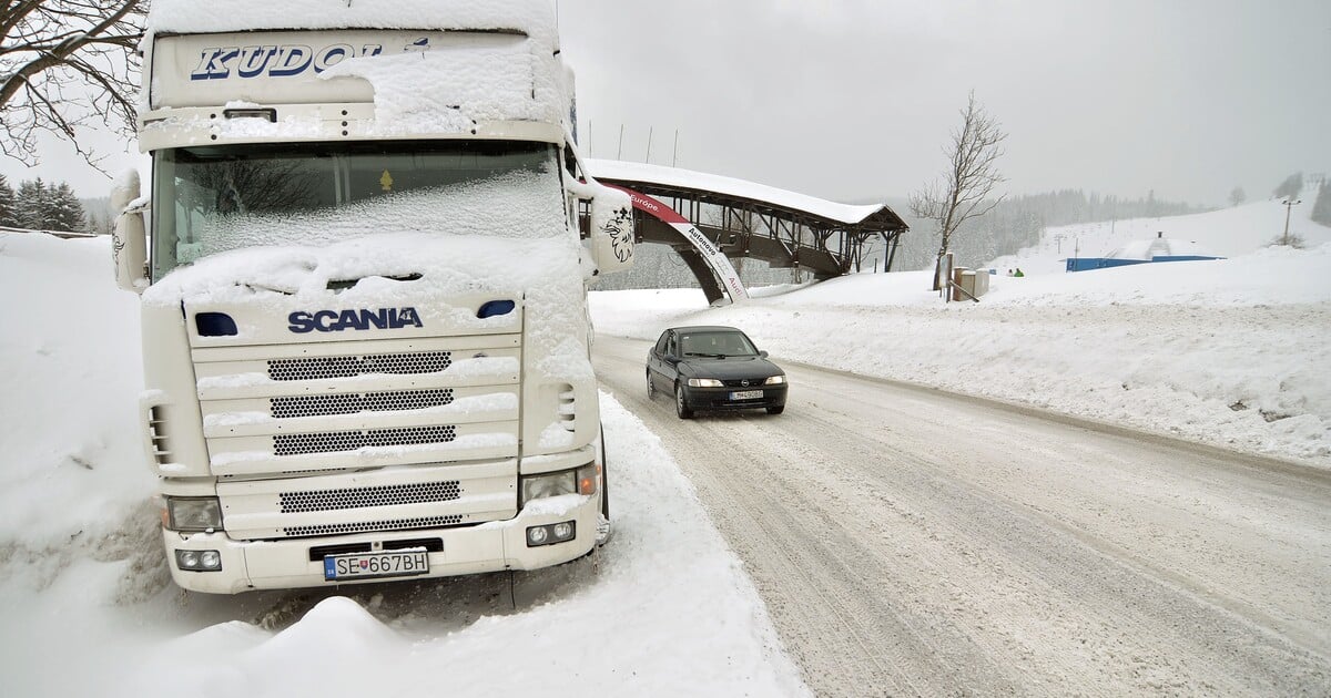 VÝSTRAHA: Meteorologové varují před sněhovými jazyky. Kde hrozí nebezpečí a na co si dát pozor?