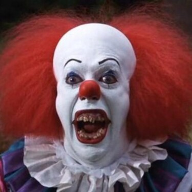 Jak se jmenoval vraždící klaun ve snímku To (1990) natočeném na náměty knihy od Stephena Kinga?