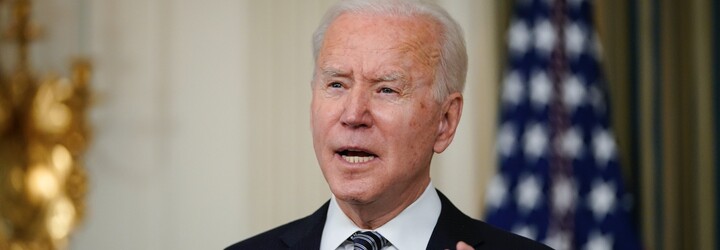 Joe Biden daroval na úvod summitu G7 britskému premiérovi kolo. Co dostal americký prezident?