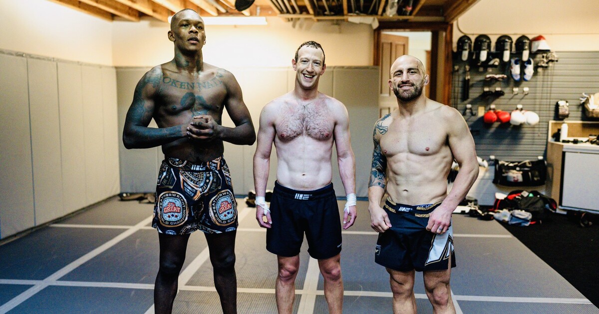 FOTO: Mark Zuckerberg šokoval vyrýsovanými svaly vedle hvězd UFC. Elona Muska by v zápase zabil, reagují lidé na sítích