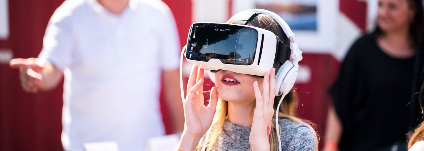 Festival Ynspirology už podruhé propojí digitální svět, kreativitu a nejinspirativnější osobnosti. Zjisti, co vše návštěvníky čeká