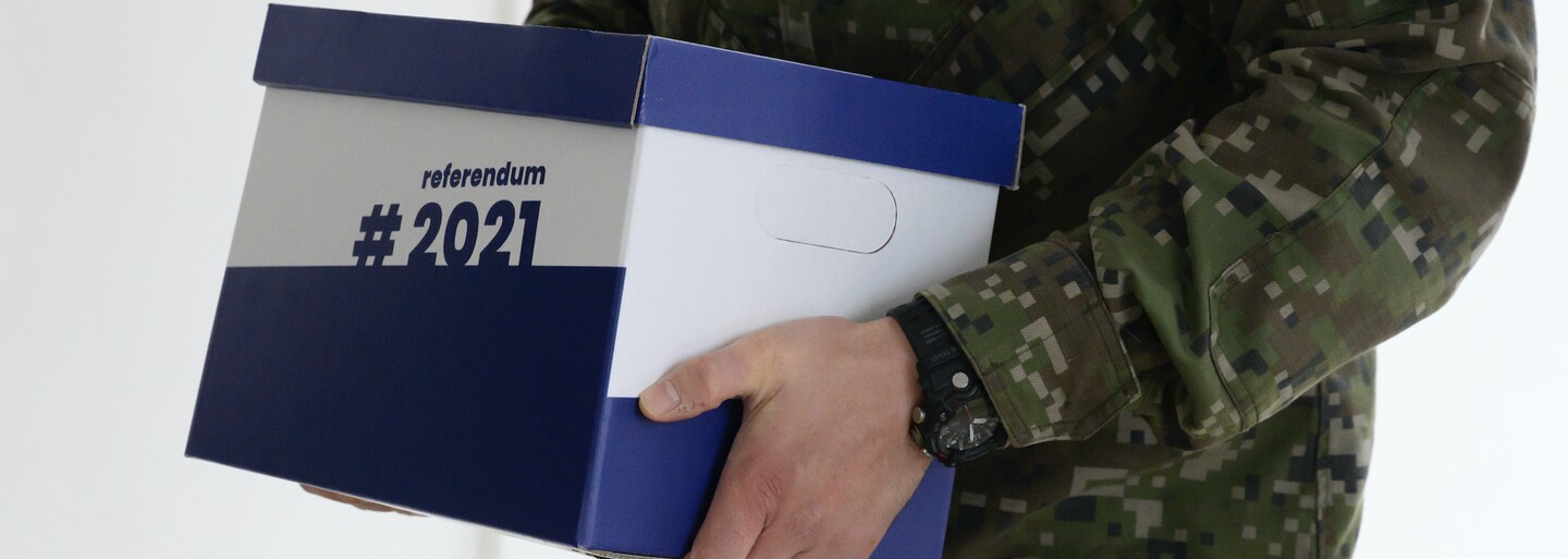 Ficovo a Pellegriniho referendum môže byť protiústavné. Ak by prešlo súdom, budeme európska rarita, tvrdí právnik