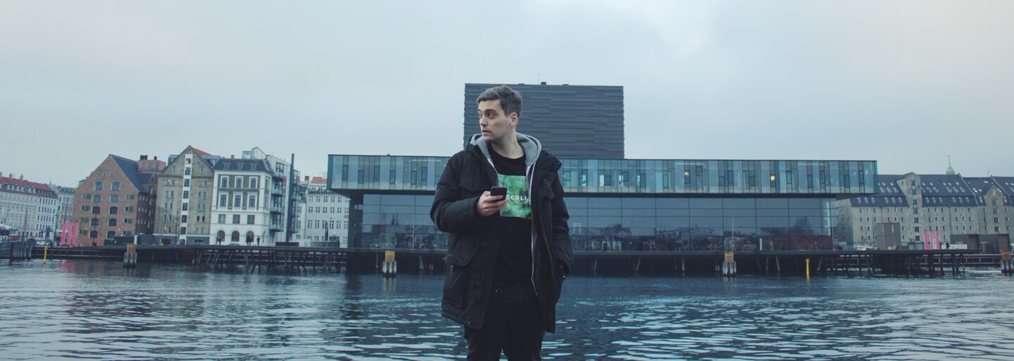 Filip má len 24 rokov a už pracoval v Silicon Valley. Robí prácu, ktorá ho baví a má veľké plány do budúcnosti (Rozhovor)