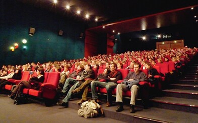 Film vo vašej obývačke v rovnaký deň ako v kine? Ambiciózna predstava môže byť už onedlho realitou Film vo vašej obývačke v rovnaký deň ako v kine? Ambiciózna predstava môže byť už onedlho realitou
