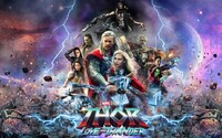 Filmy v červenci: Přichází nový Thor, akční Brad Pitt a Dwayne Johnson nebo česká komedie (nejen) pro pejskaře