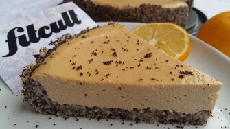 Fit makový cheesecake s dostatkom bielkovín a s vyváženými nutričnými hodnotami (Recept) Fit makový cheesecake s dostatkom bielkovín a s vyváženými nutričnými hodnotami (Recept)