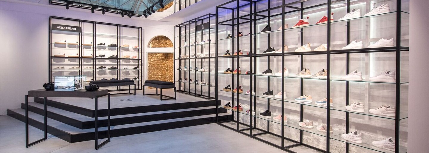 Footshop si razí cestu do medzinárodných vôd. Svoju tretiu kamennú predajňu otvoril v Budapešti