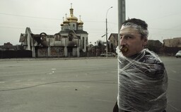 Fotograf Juraj Mravec: Na Ukrajine sa systematicky vyvražďuje civilné obyvateľstvo. Je to najtvrdší terorizmus (Rozhovor)