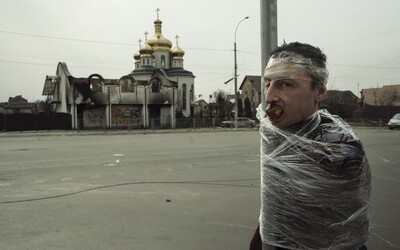 Fotograf Juraj Mravec: Na Ukrajině se systematicky vyvražďuje civilní obyvatelstvo. Je to nejtvrdší terorismus (Rozhovor)
