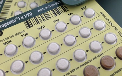Francie zavedla bezplatnou antikoncepci pro každou ženu pod 25 let